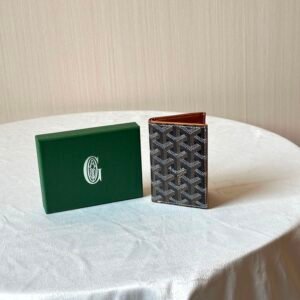 Goyard card holder