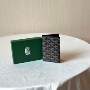 Goyard card holder