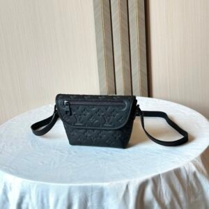 Louis Vuitton messenger bag