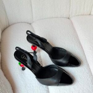 CHANEL Heels