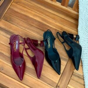 CHANEL heels