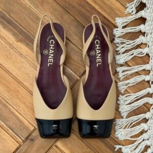 CHANEL sandal