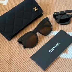 CHANEL Sunglasses