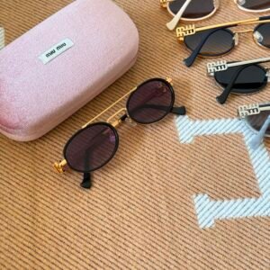 MIU MIU Sunglasses