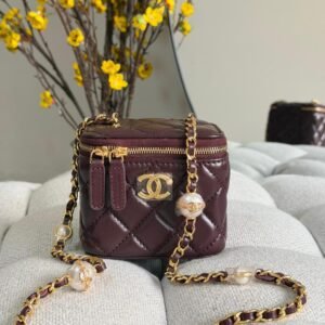 CHANEL Women Bags