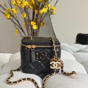 CHANEL Women Bags