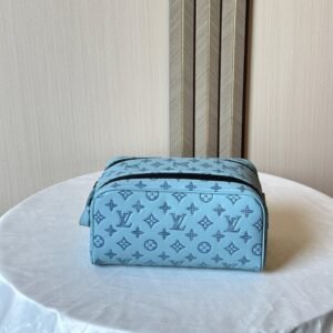 Louis Vuitton Wash bag